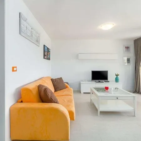 Mara Premium Comfortable Holiday Porec